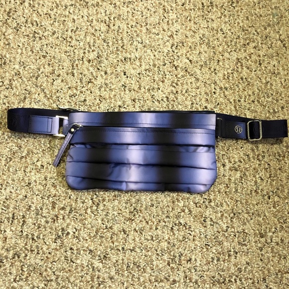 lululemon athletica Handbags - 🦄Lululemon Travel Pooch🦄